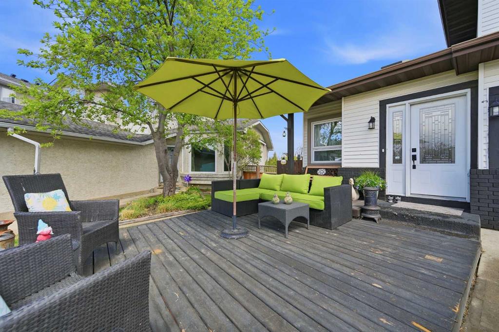 Additional image 2 of 38 Sandpiper Way NW, Calgary, AB, T3K 3C6