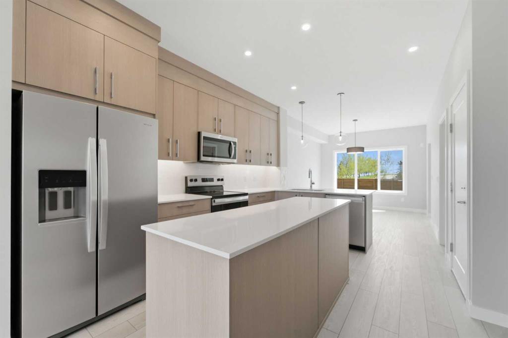 Additional image 3 of 10001 Huxbury Drive NE, Calgary, AB, T1X 0L4