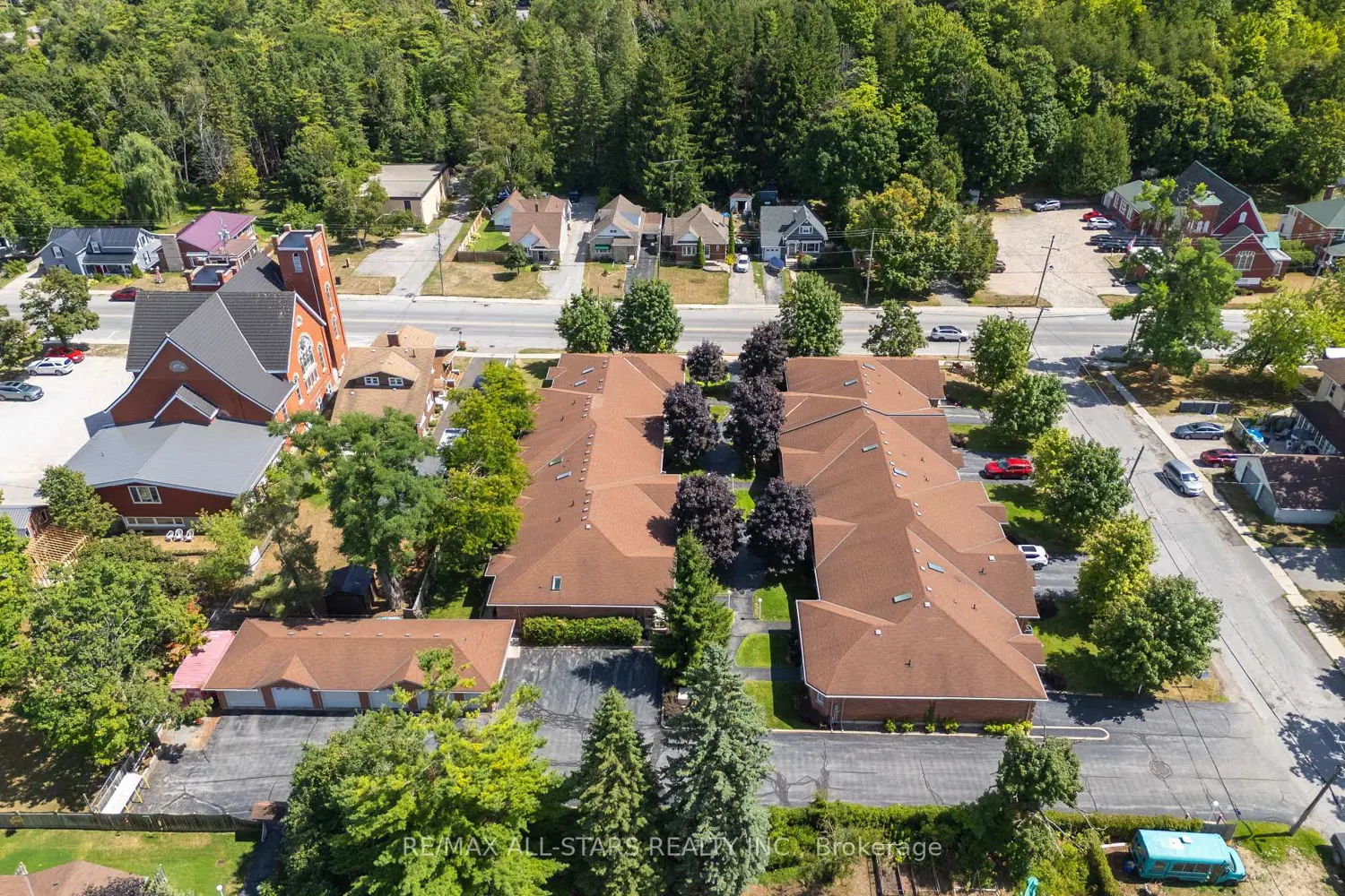 Additional image 10 of 111 Colborne Street 11