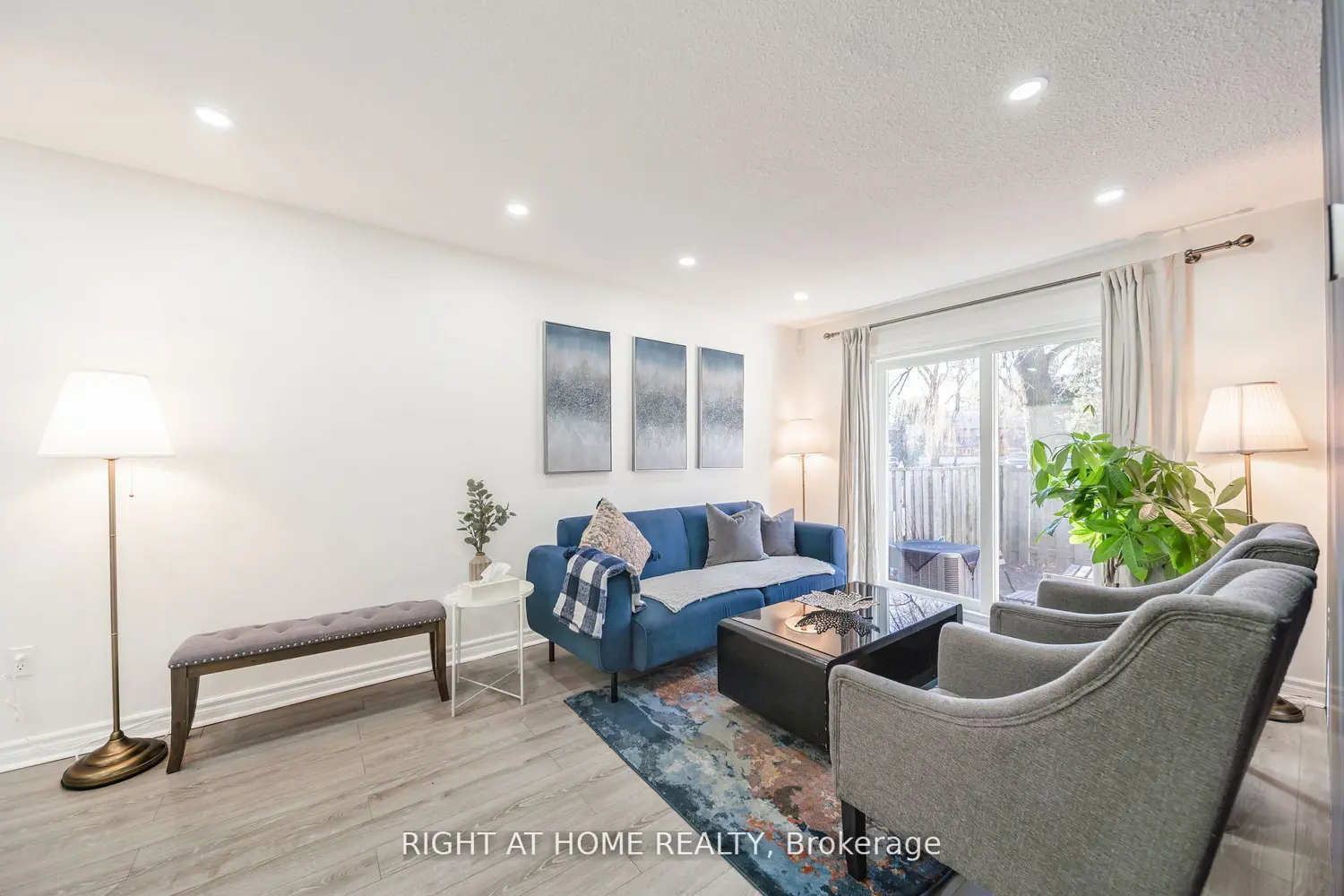Additional image 10 of 12 Lace Fernway Way