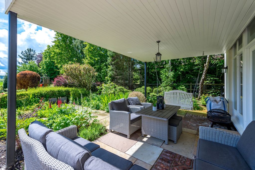 Additional image 7 of 6 bed detached house for salePrestbury Road, Wilmslow, Cheshire SK9