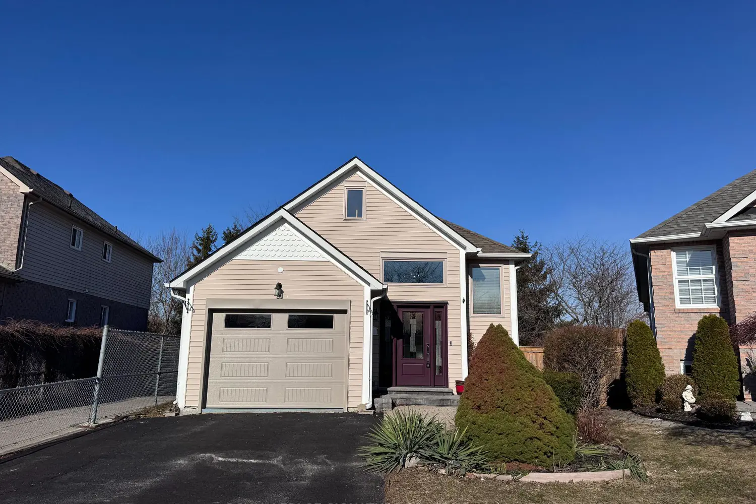 1256 Dartmoor Street