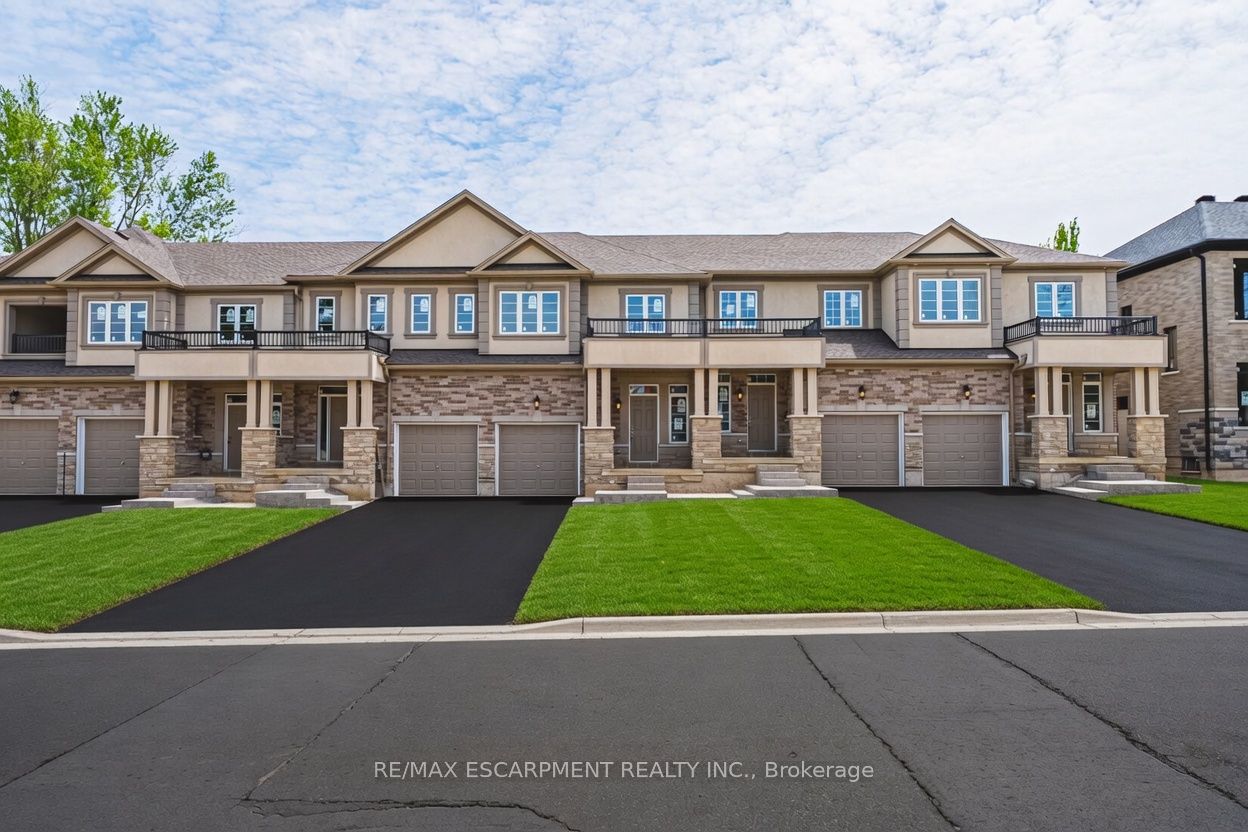11 Davinci Boulevard, Hamilton, ON, L9B 1B7