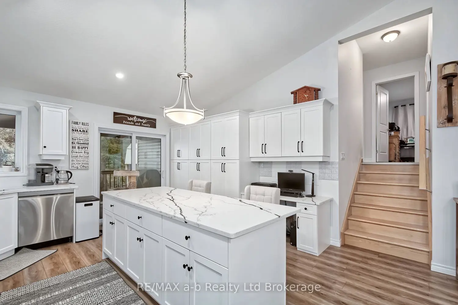 Additional image 7 of 305 Robinson Street