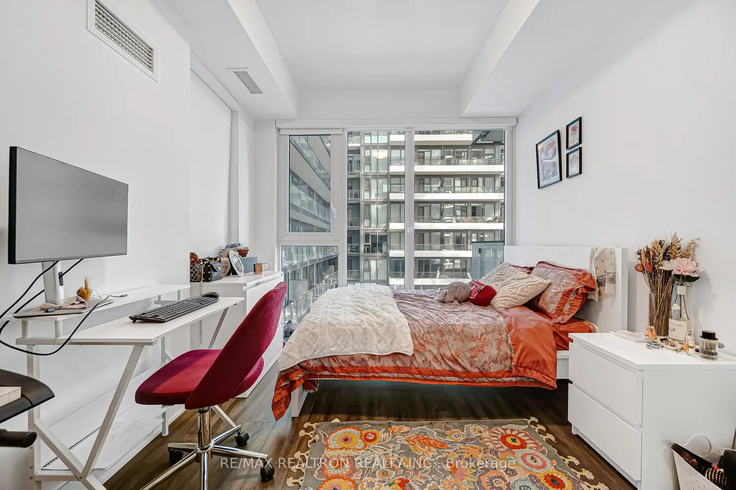 Additional image 7 of 135 Lower Sherbourne Street 1439