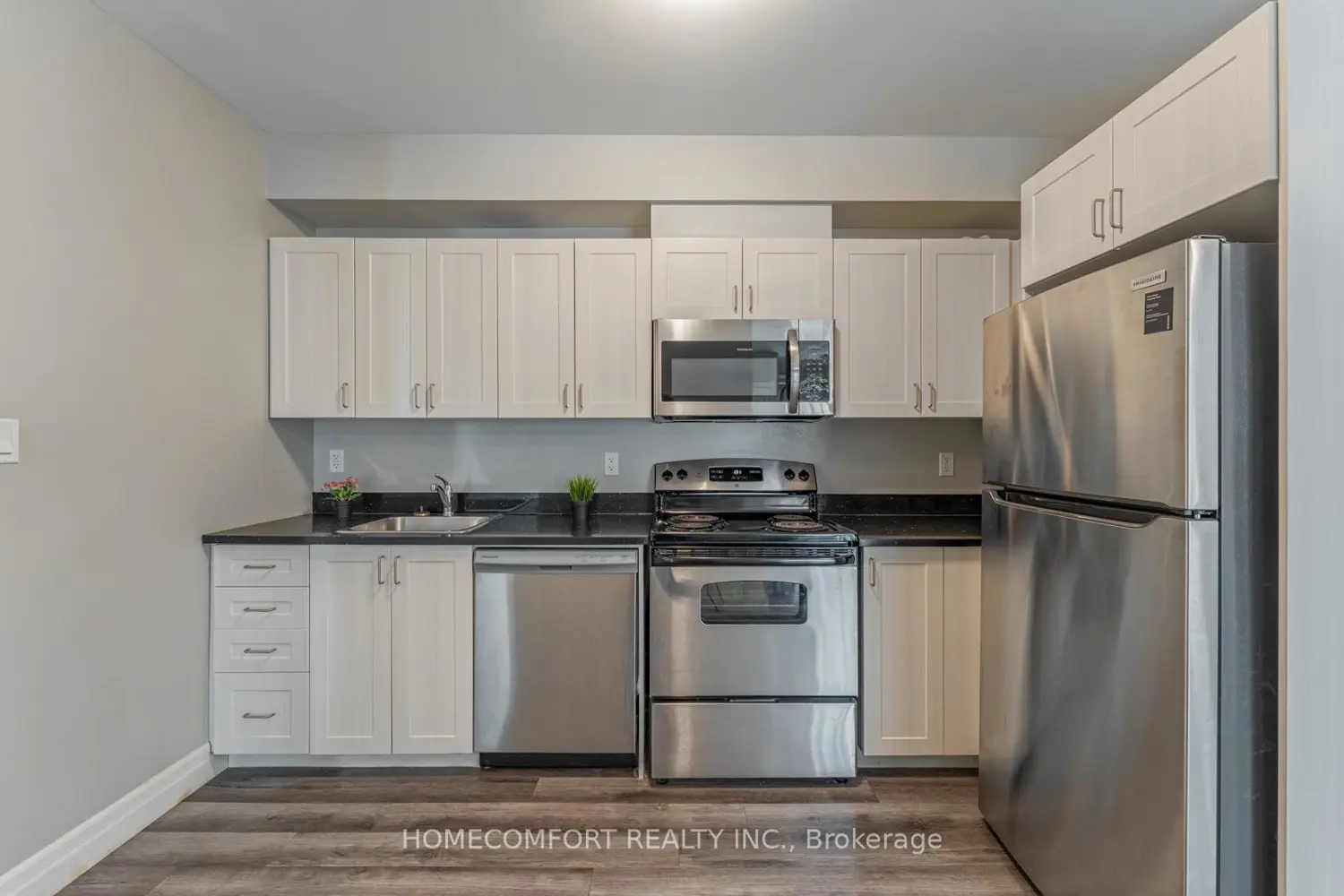 Additional image 12 of 501 Frontenac Street 418