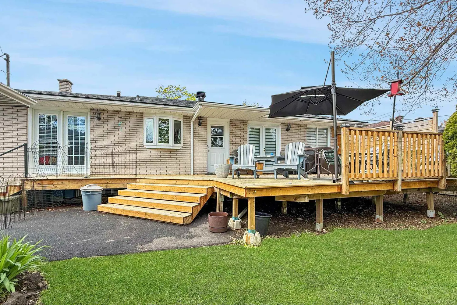 412 Leitch Drive