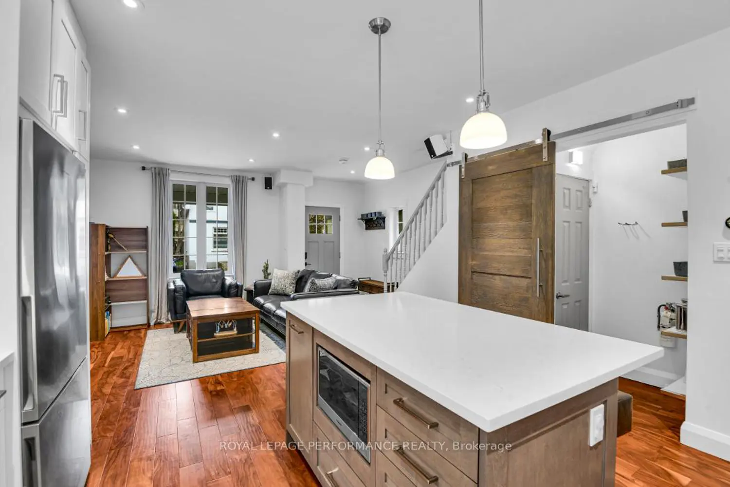 19 Windsor Avenue photo 4