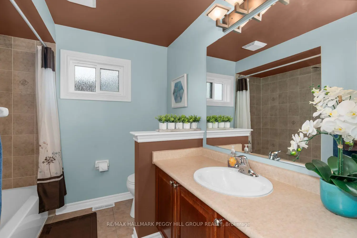 Additional image 13 of 20 The Queensway