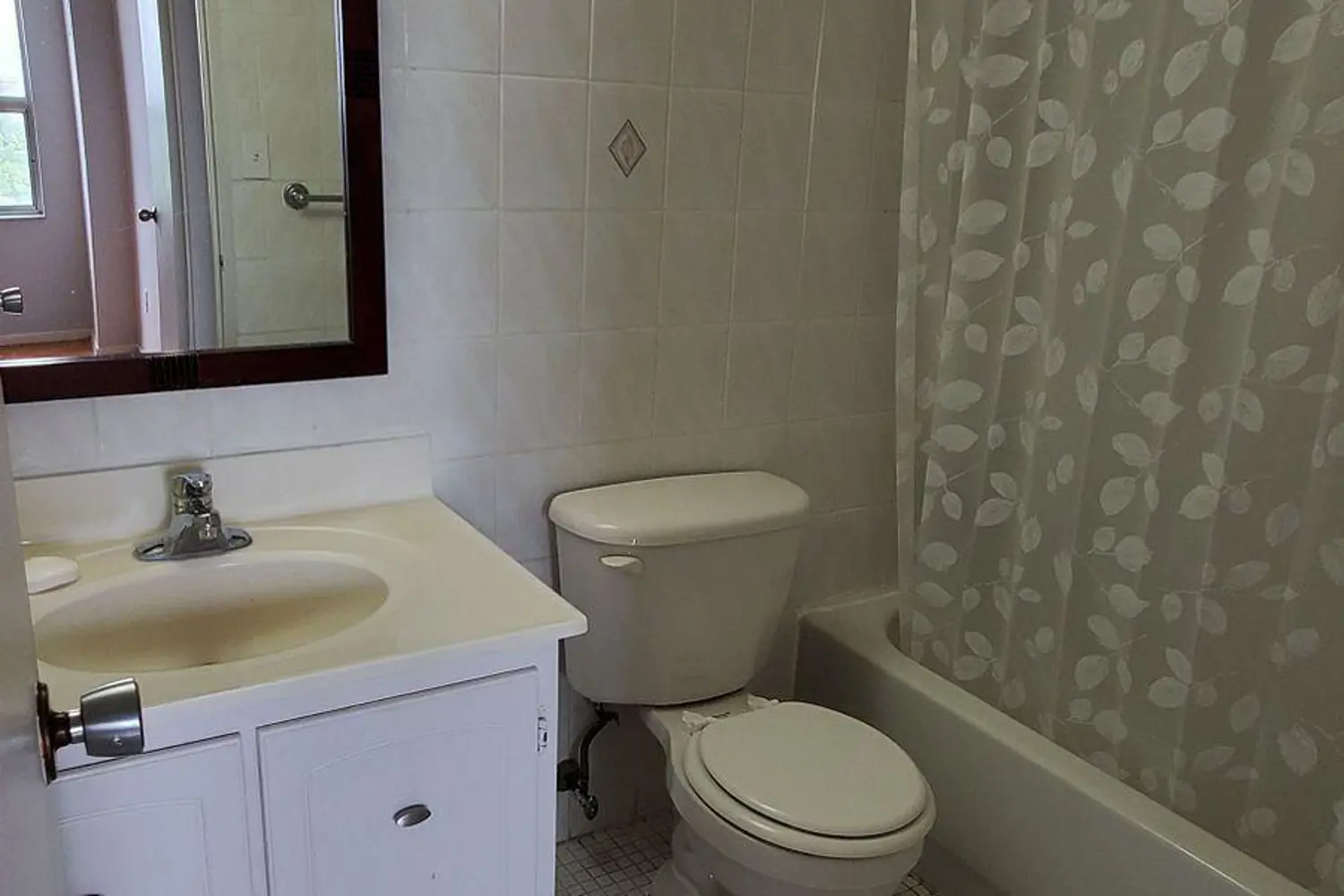 Additional image 7 of 20 Edgecliff Golfway 1202