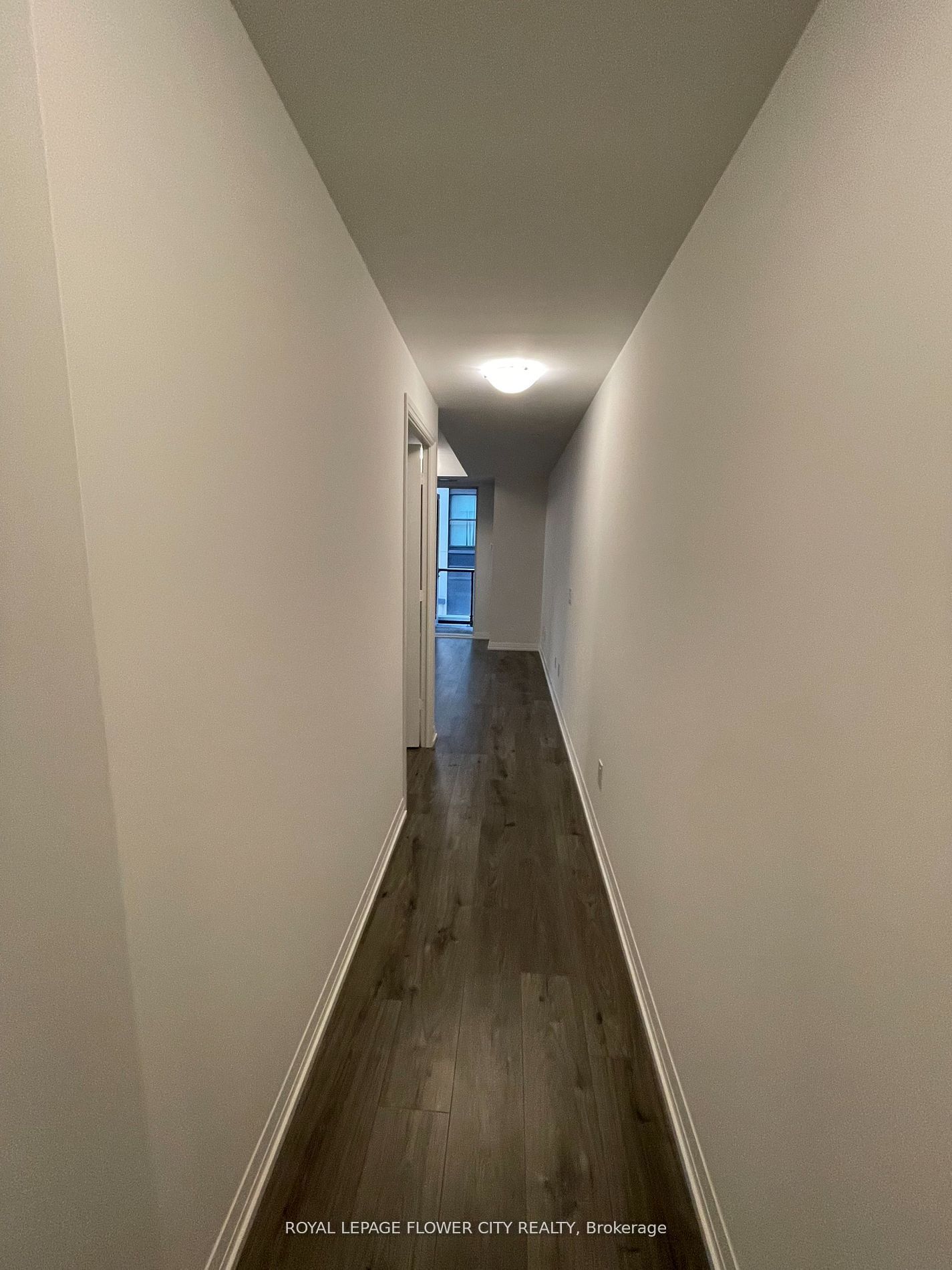 Additional image 5 of 701-8 Widmer Street E, Toronto, ON, M5V 2E7