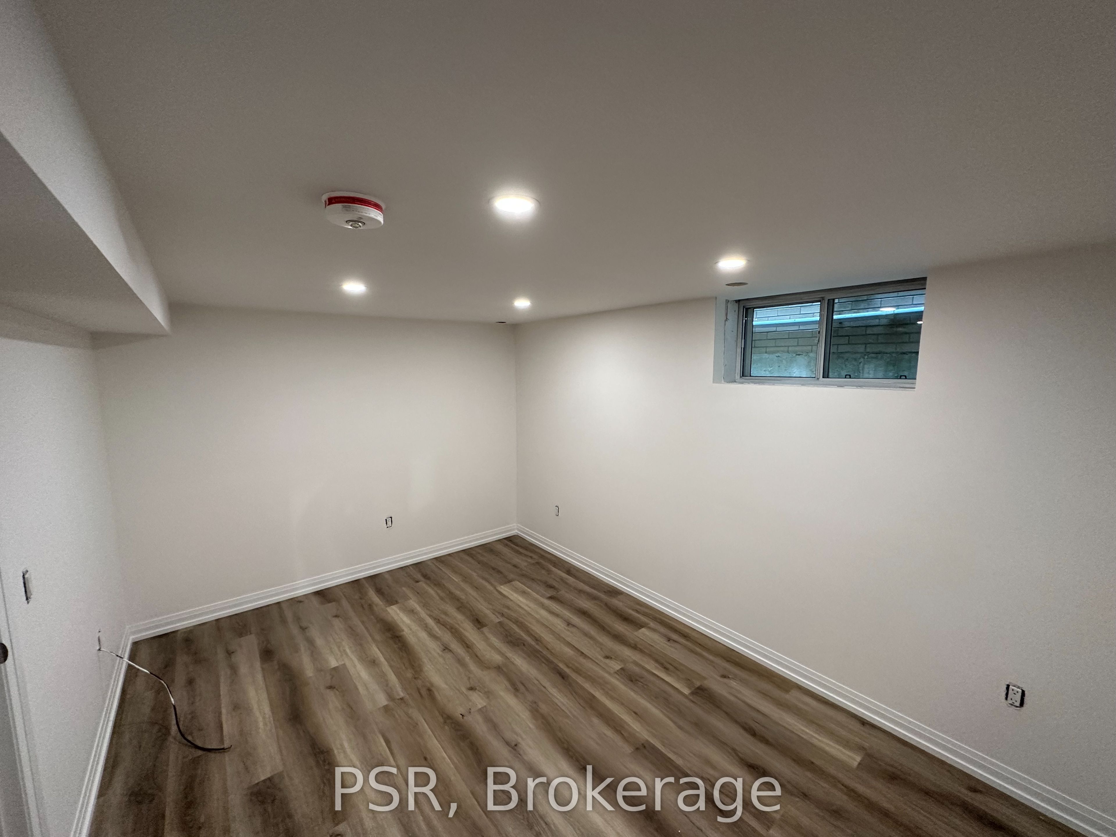 Additional image 4 of Lower-25 Coulson Avenue, Toronto, ON, M4V 1Y3