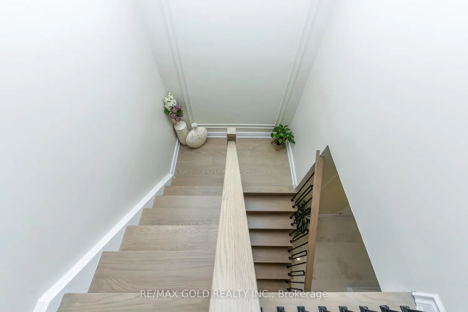 Additional image 9 of 7595 Wrenwood Crescent