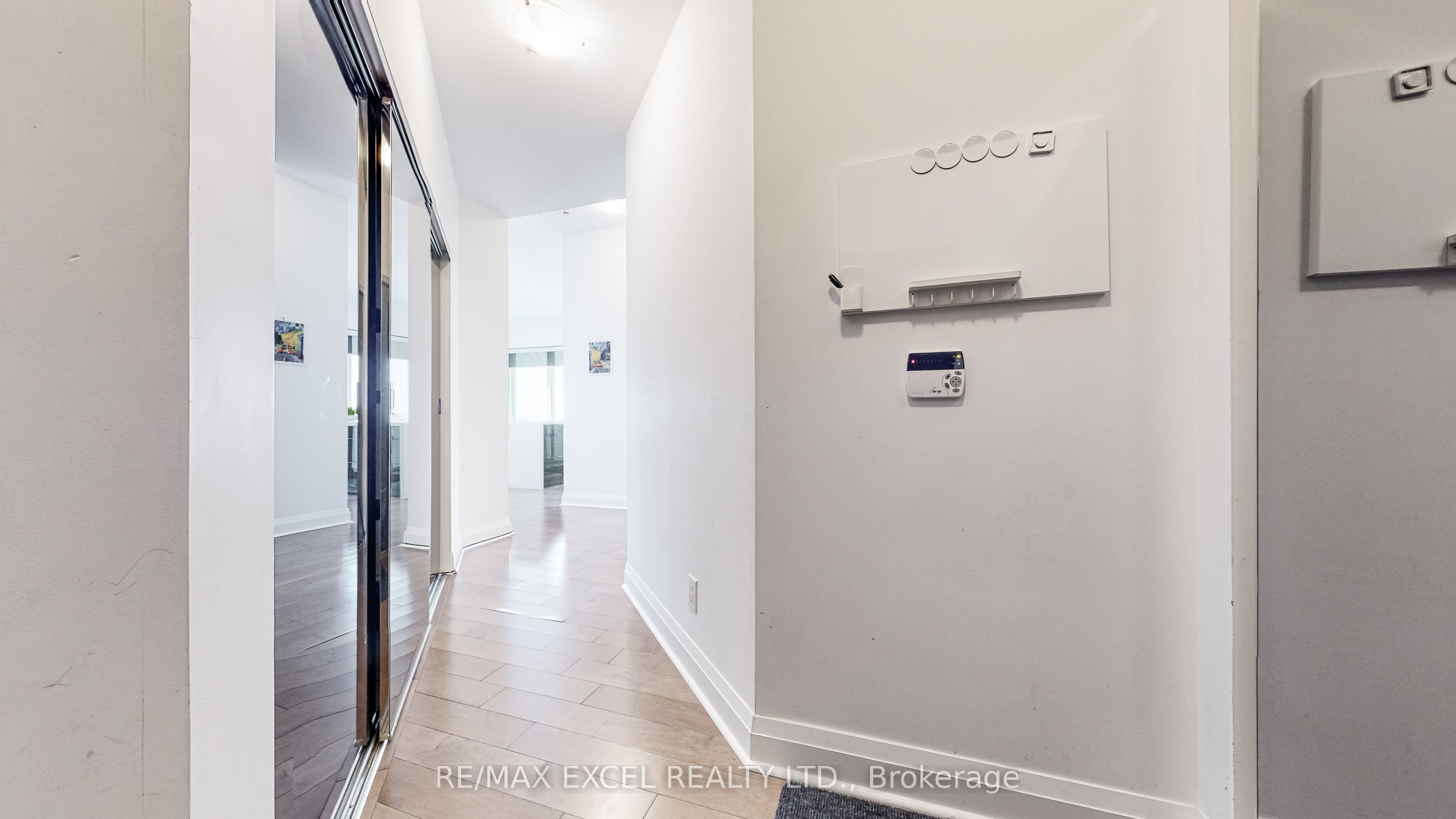 Additional image 4 of 4105-65 St. Mary Street, Toronto, ON, M5S 0A6