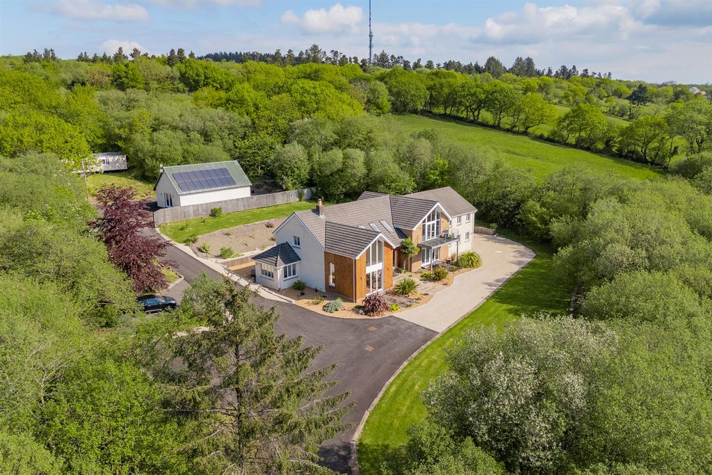 Additional image 2 of 6 bed detached house for salePant Y Meillion, Llandeilo Road, Gorslas, Llanelli SA14