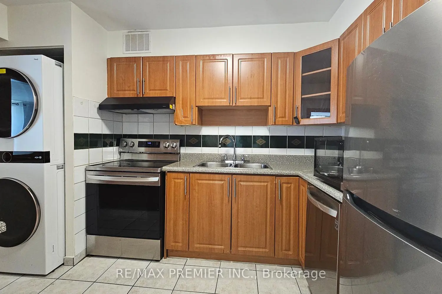 5 San Romano Way 705 photo 2