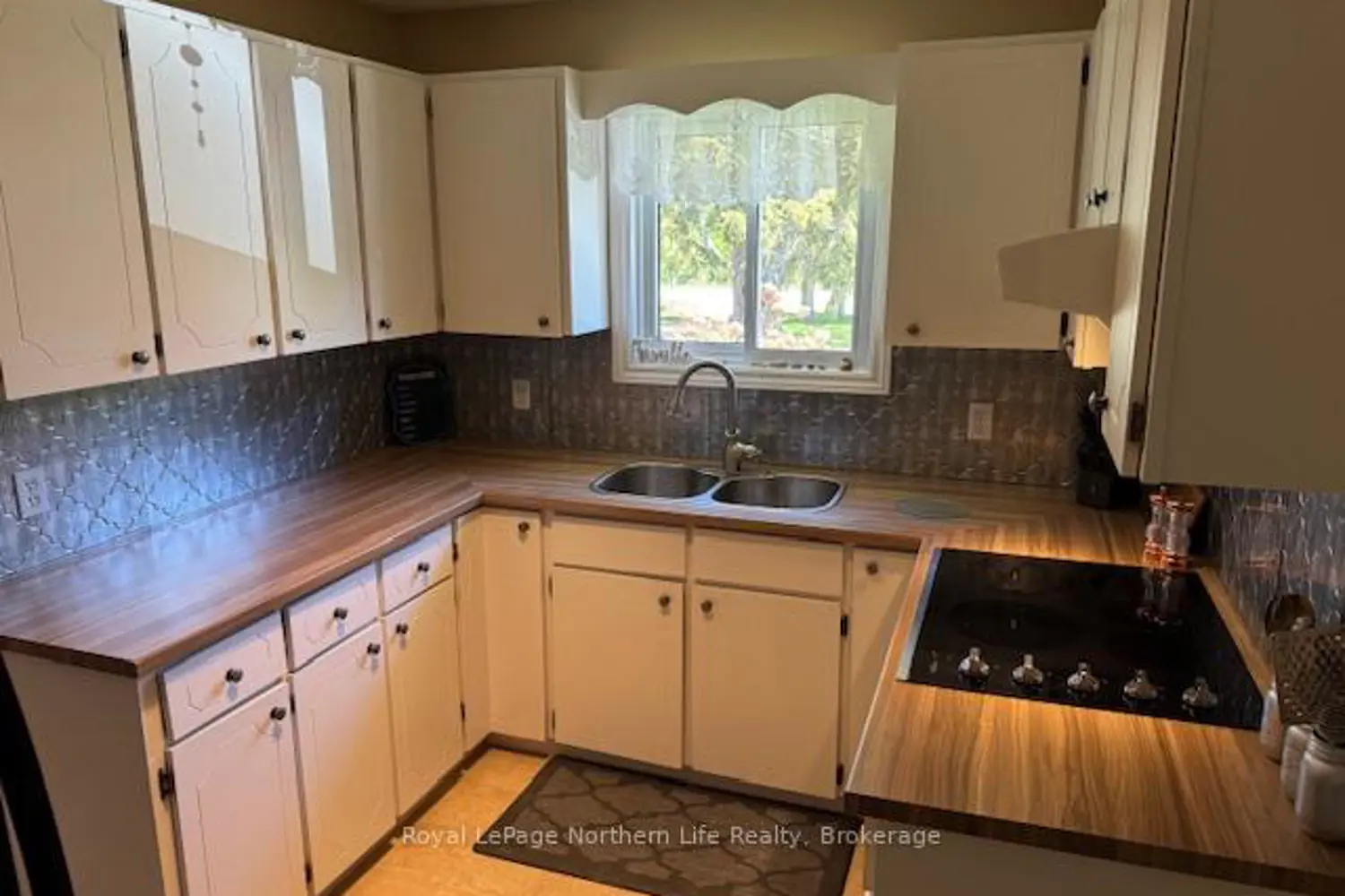 Additional image 10 of 1054 Evansville Drive