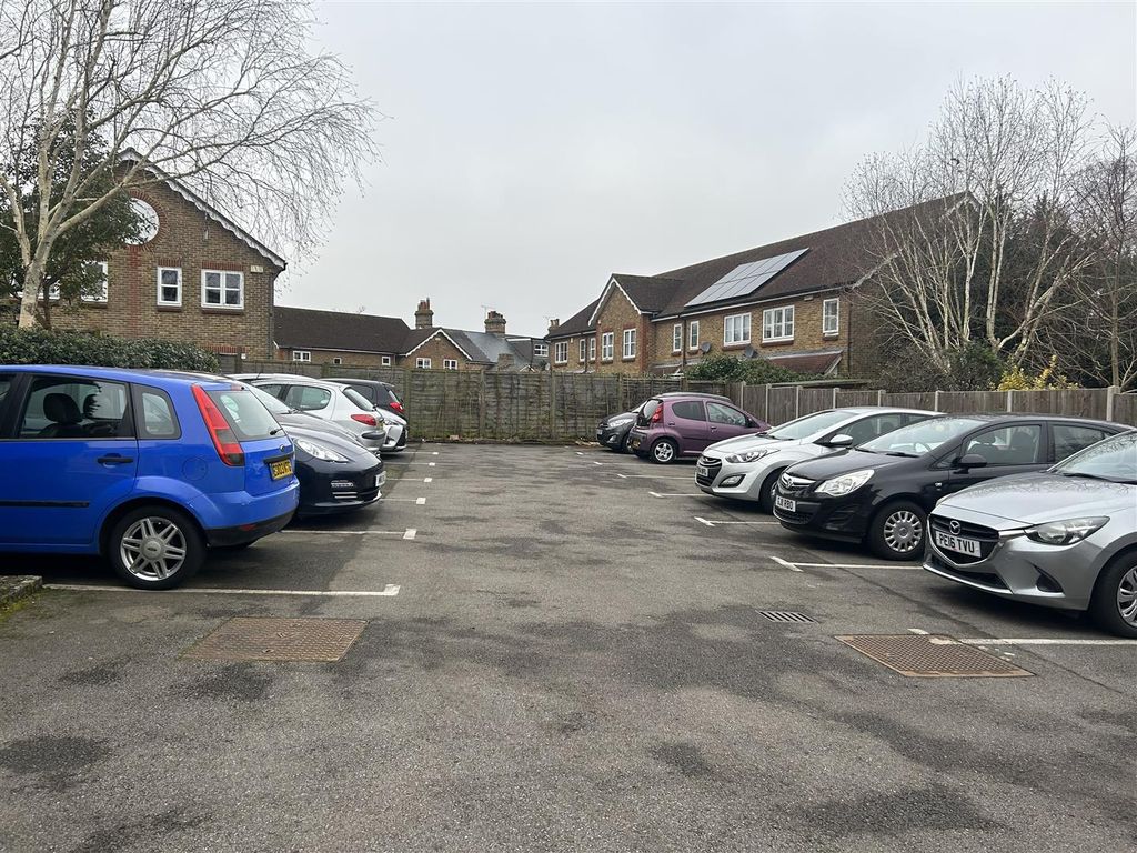 Additional image 13 of 1 bed flat for saleSt. Johns Road, Sevenoaks TN13