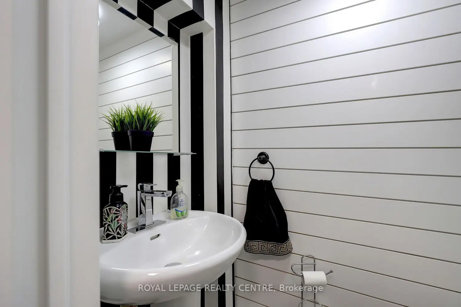 Additional image 8 of 1296 Woodhill Court