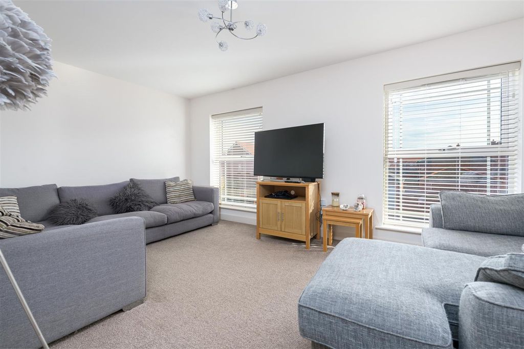 Additional image 3 of 3 bed terraced house to rentDe Montfort Gardens, Boston PE21