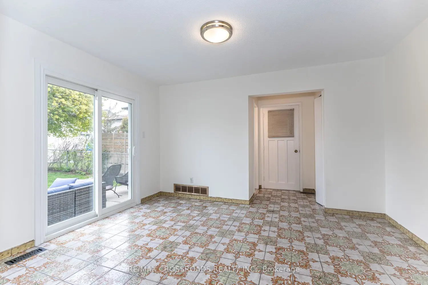 Additional image 8 of 7340 Leesburg Street