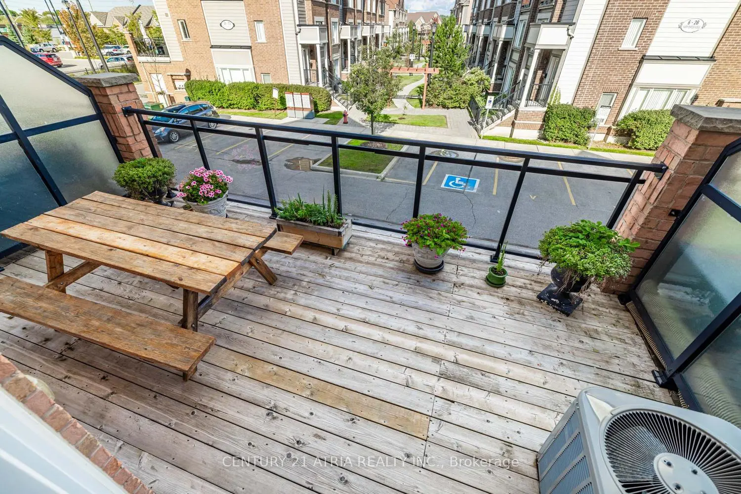 Additional image 6 of 15943 Bayview Avenue 9