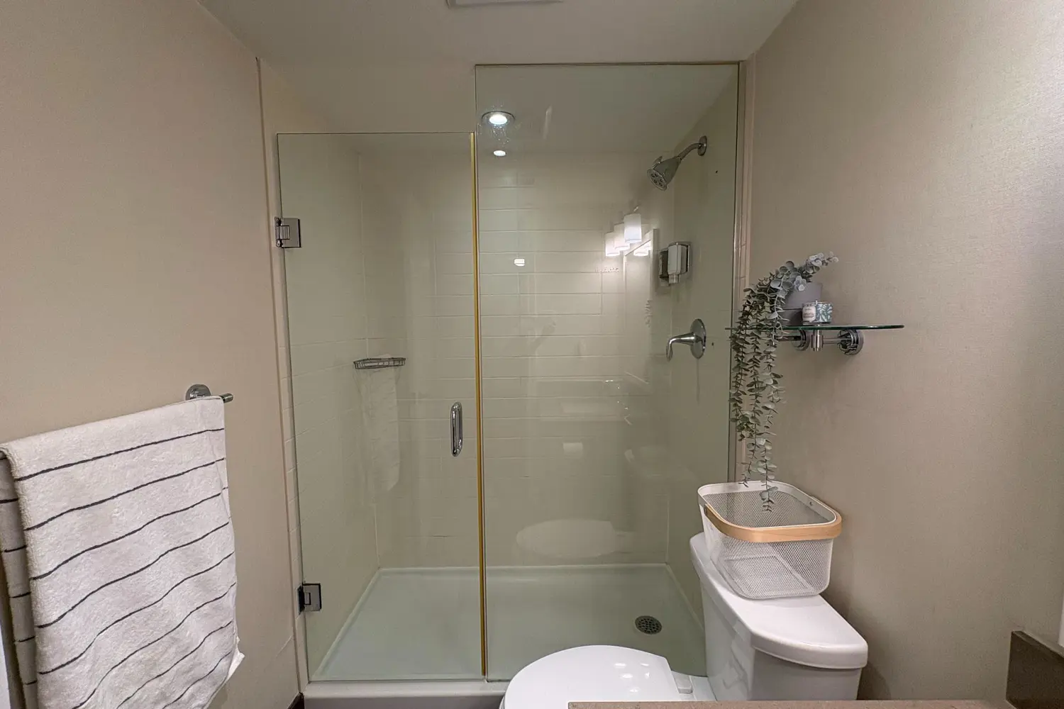 Additional image 8 of 1235 Deerhurst Drive 53-108