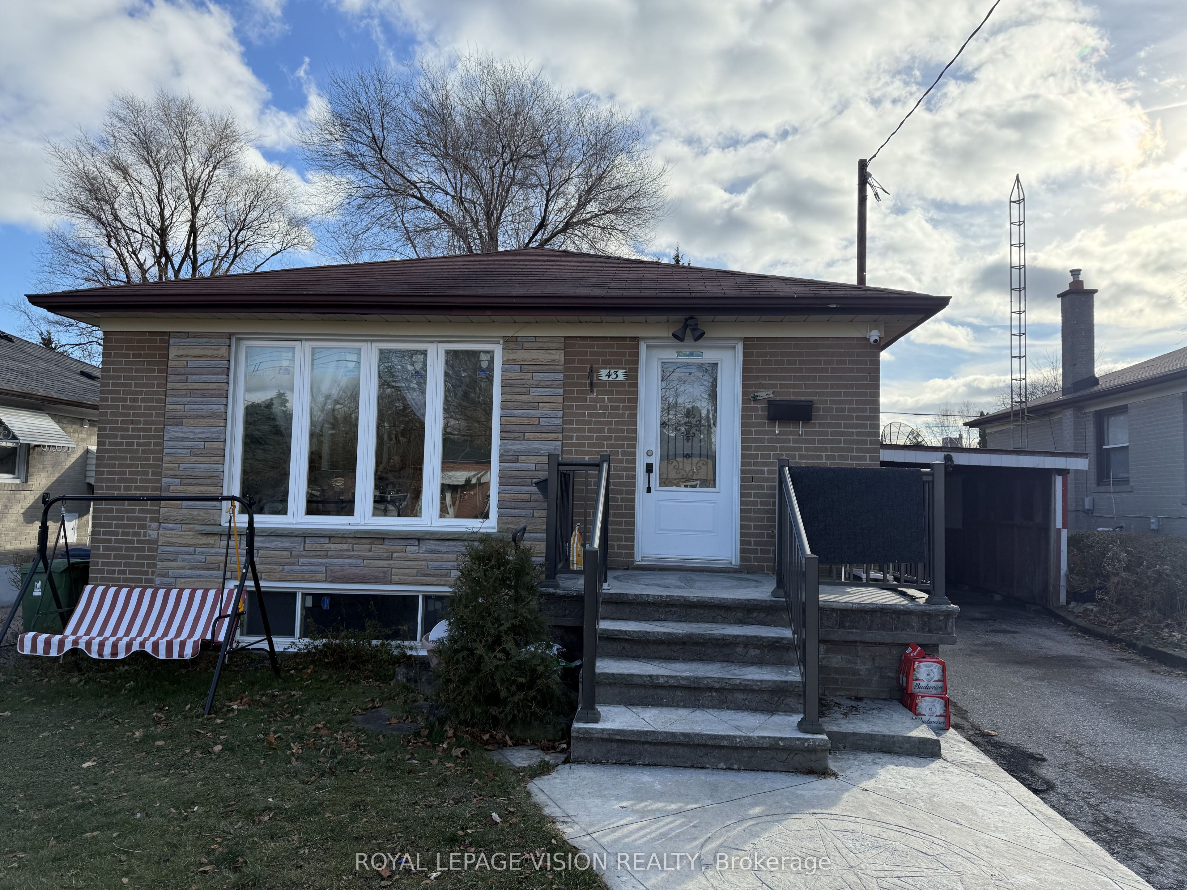 43 Par Avenue, Toronto, ON, M1G 2G5