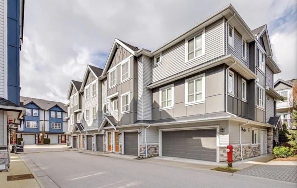44 20860 76 AVENUE, Langley, BC, V2Y0S8