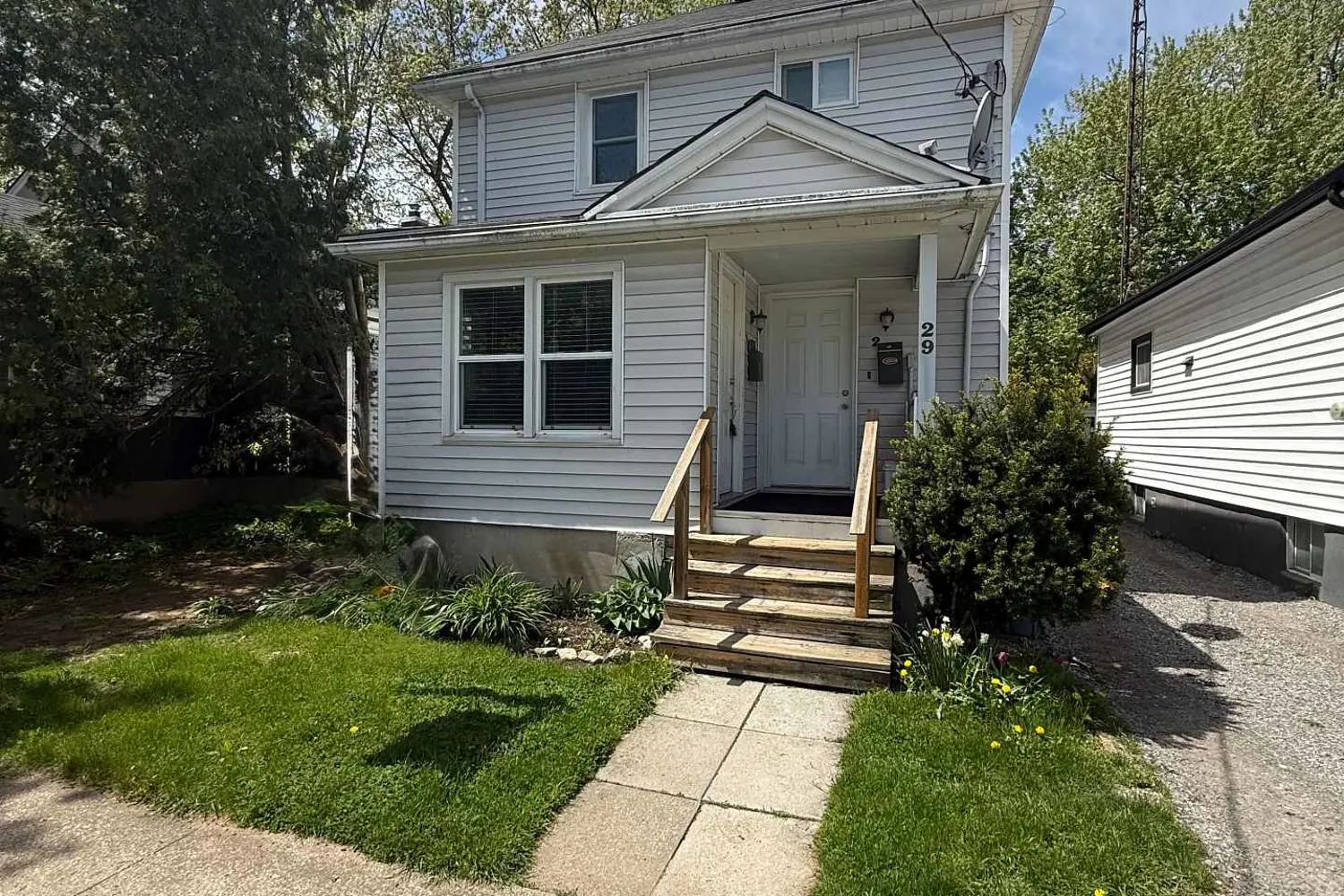 29 Rodman Street