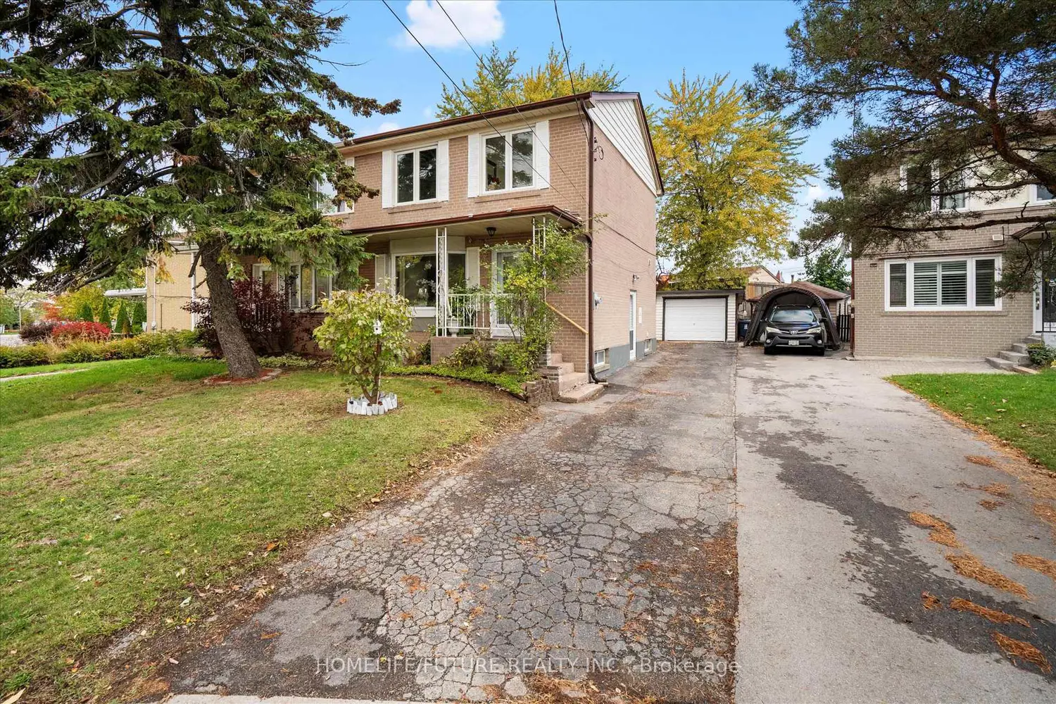12 Ellendale Drive