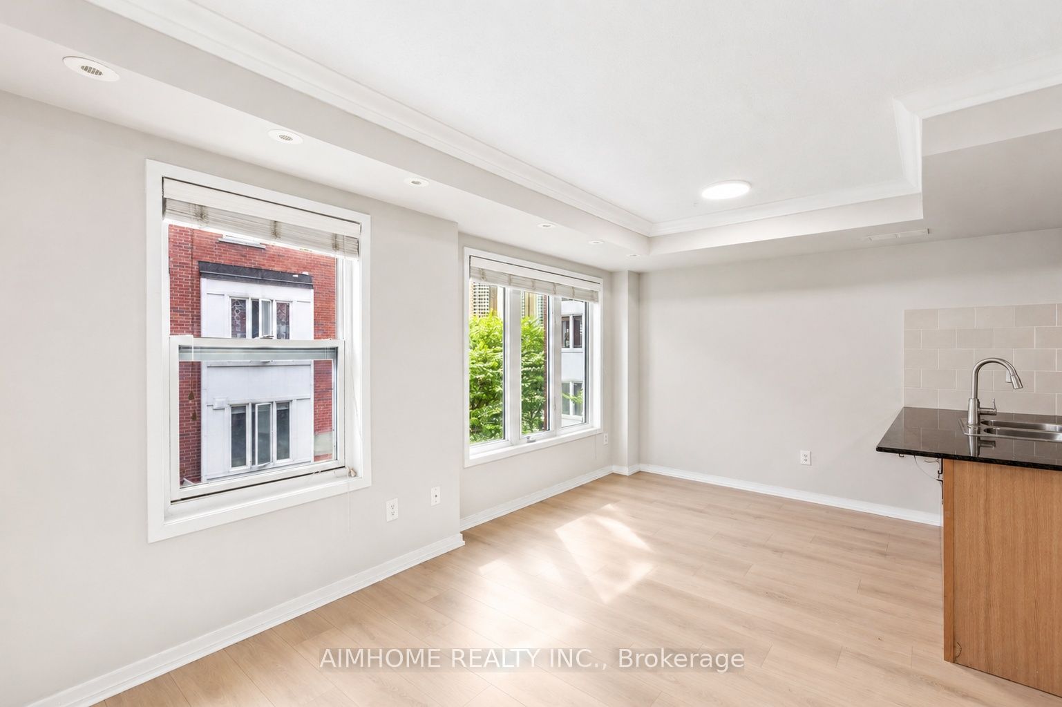 Additional image 5 of 6-29 Frances Loring Lane, Toronto, ON, M4M 3E8