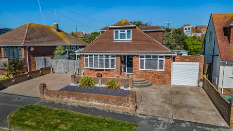 Oaklands Avenue, Saltdean BN2