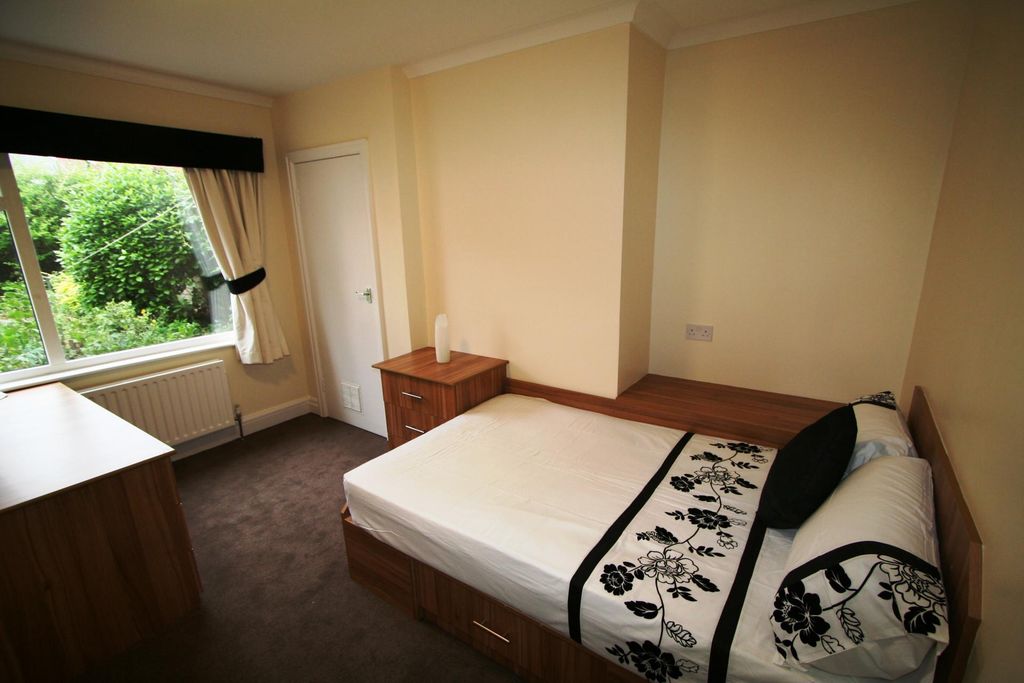 Additional image 2 of Room to rentLangdale Avenue, Leeds LS6