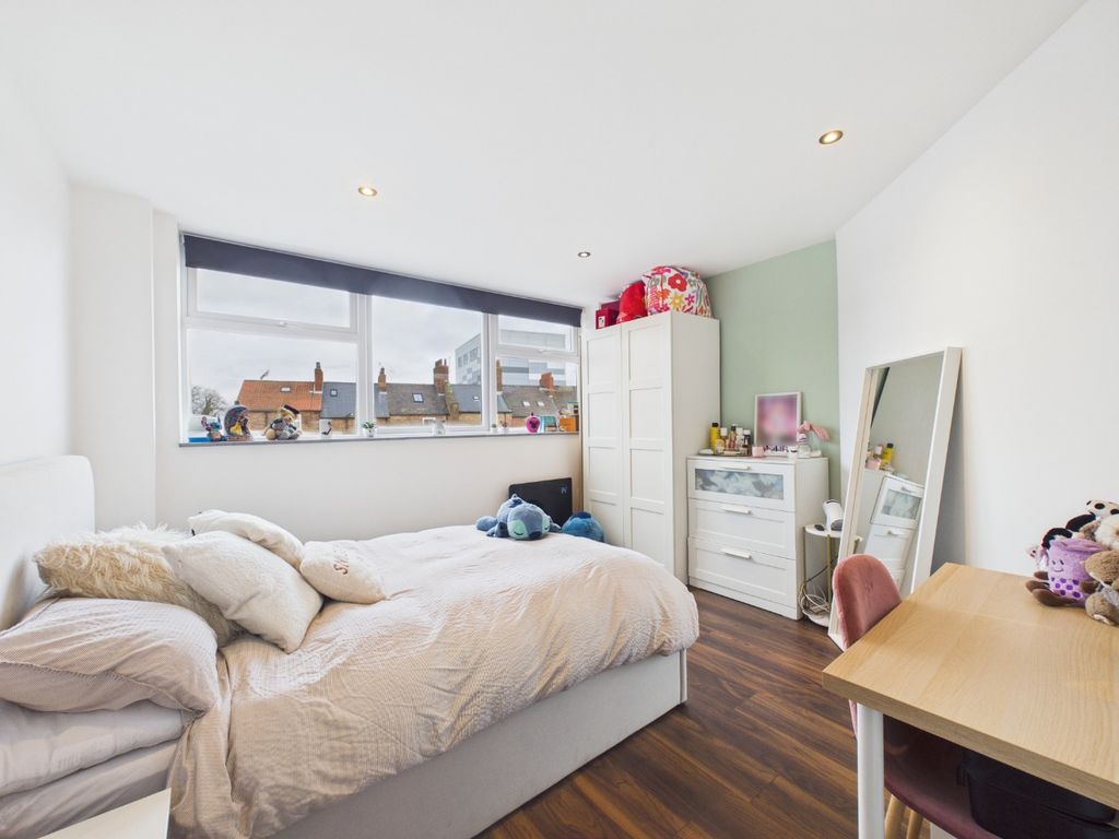 Additional image 7 of 1 bed flat for saleCooper House, Silvester Street, Hull HU1