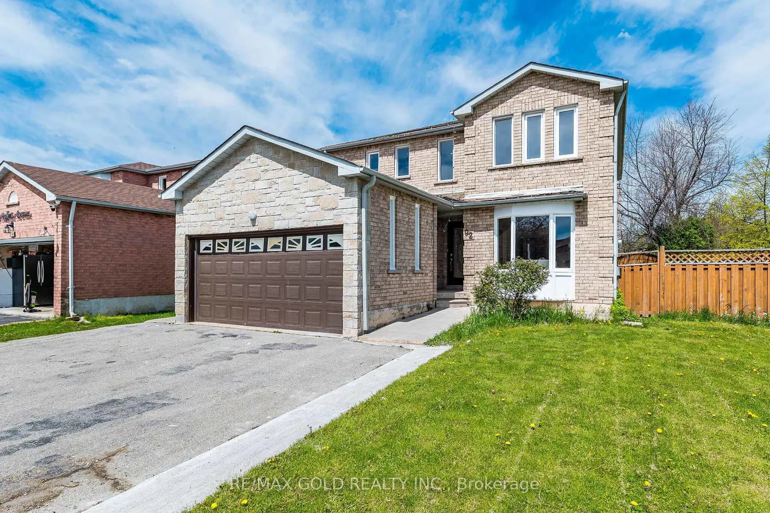 92 Moffatt Avenue