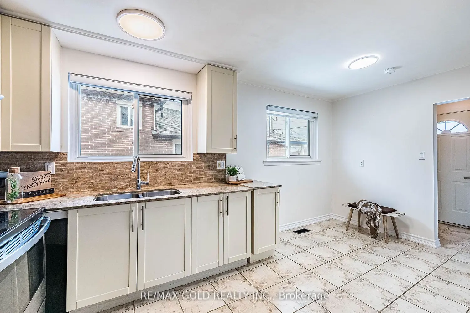 Additional image 4 of 52 Garfield Crescent