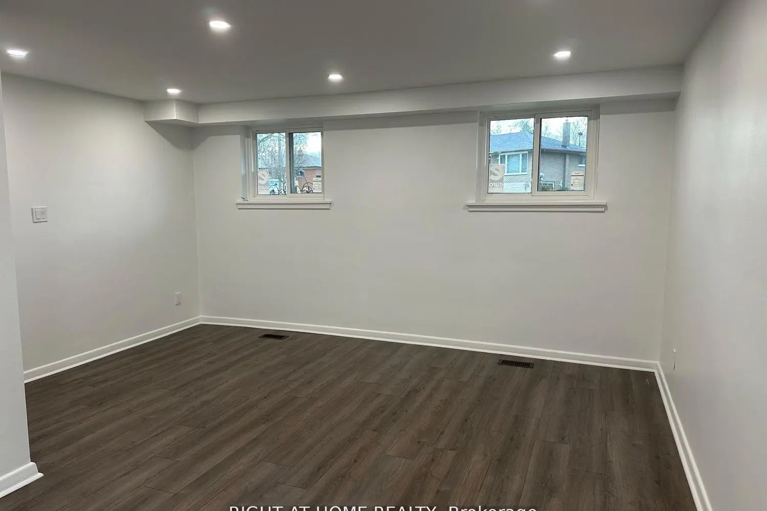Additional image 4 of 606 Lansdowne Drive