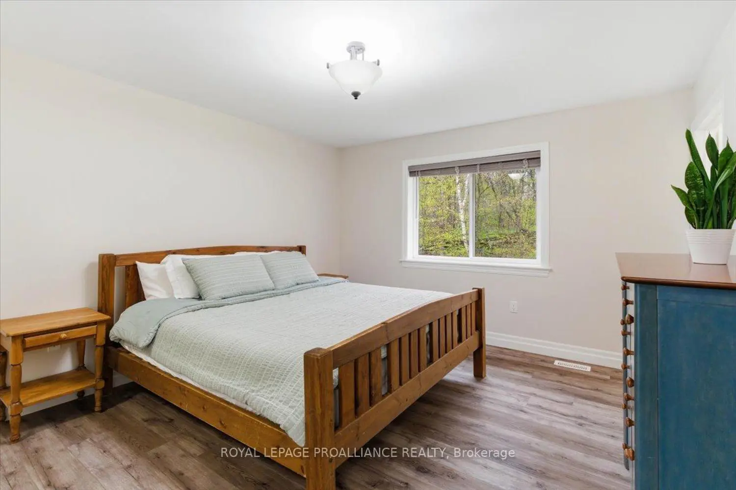 Additional image 11 of 70 Livingwood Crescent