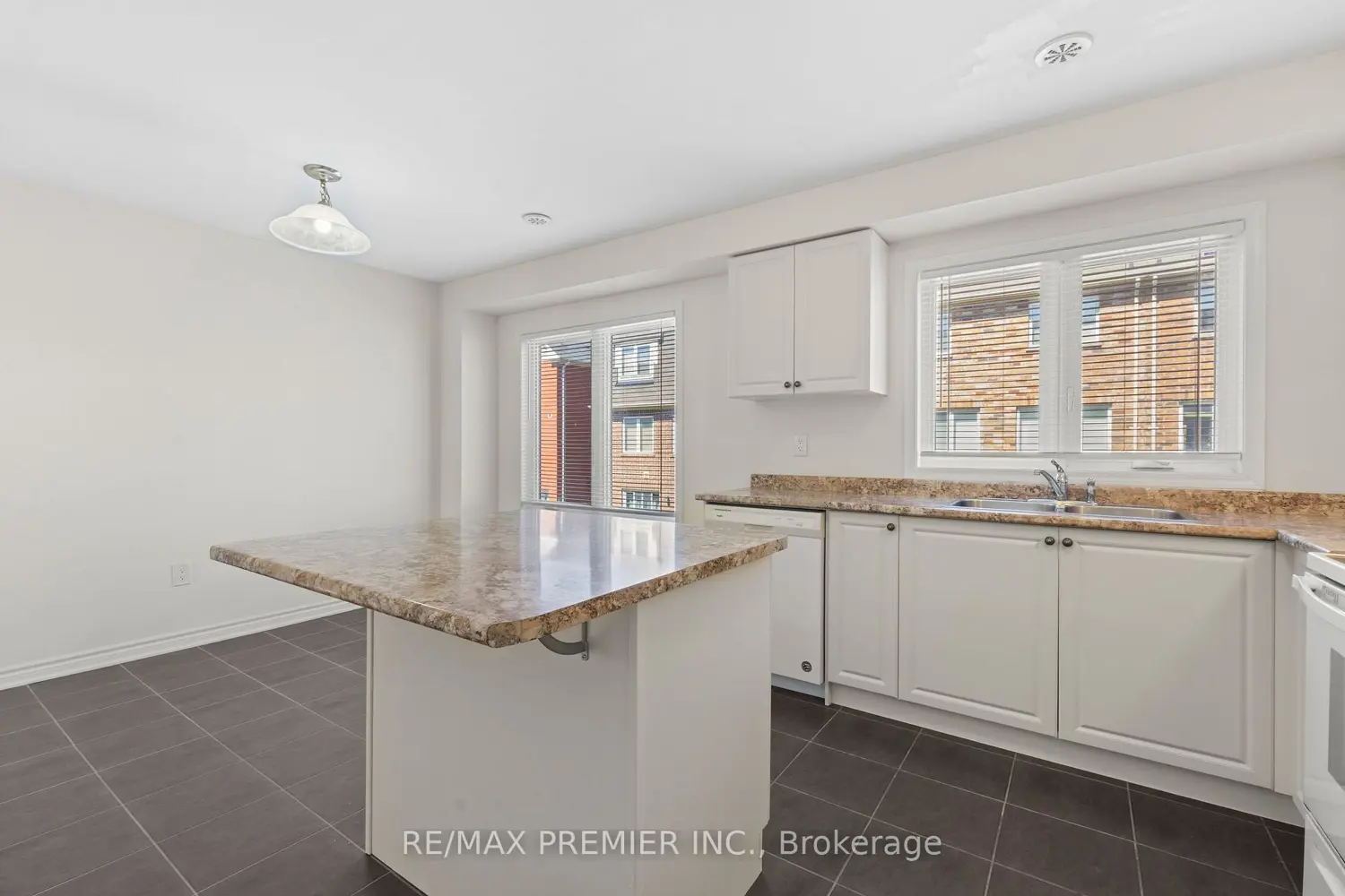Additional image 6 of 57 Baycliffe Crescent