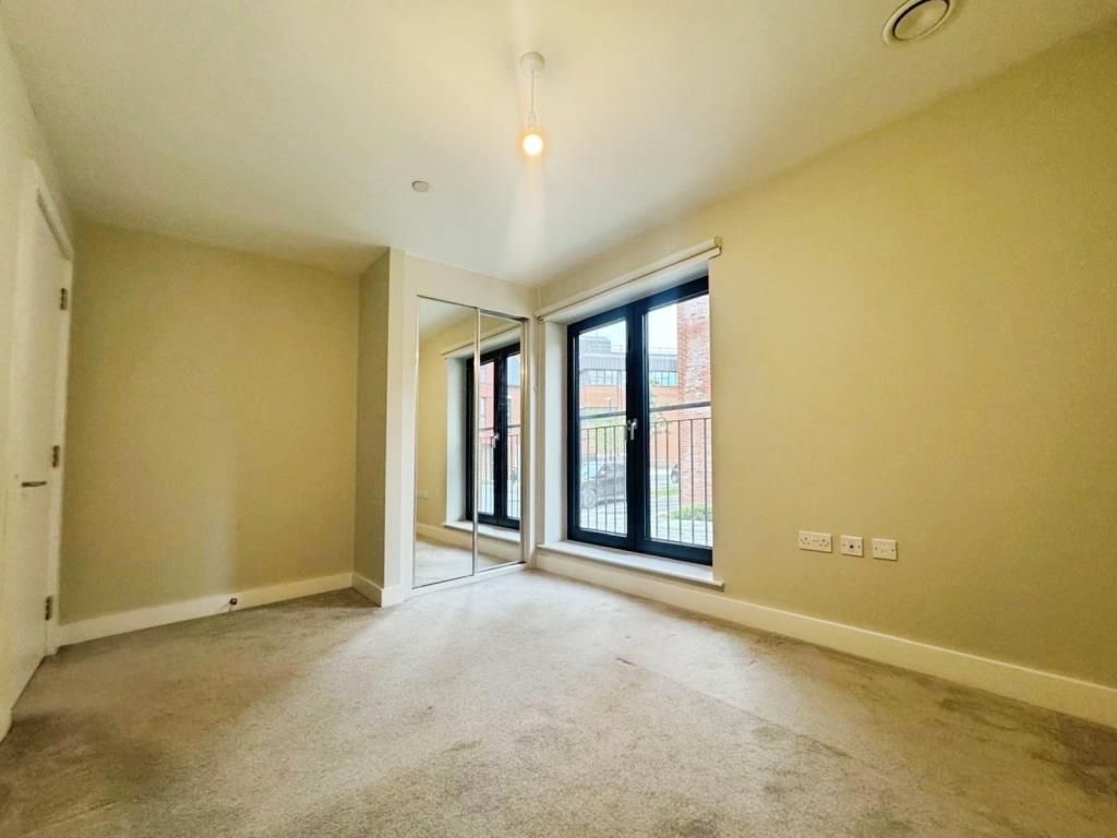 Additional image 6 of 2 bed flat to rentNewbury, Berkshire RG14