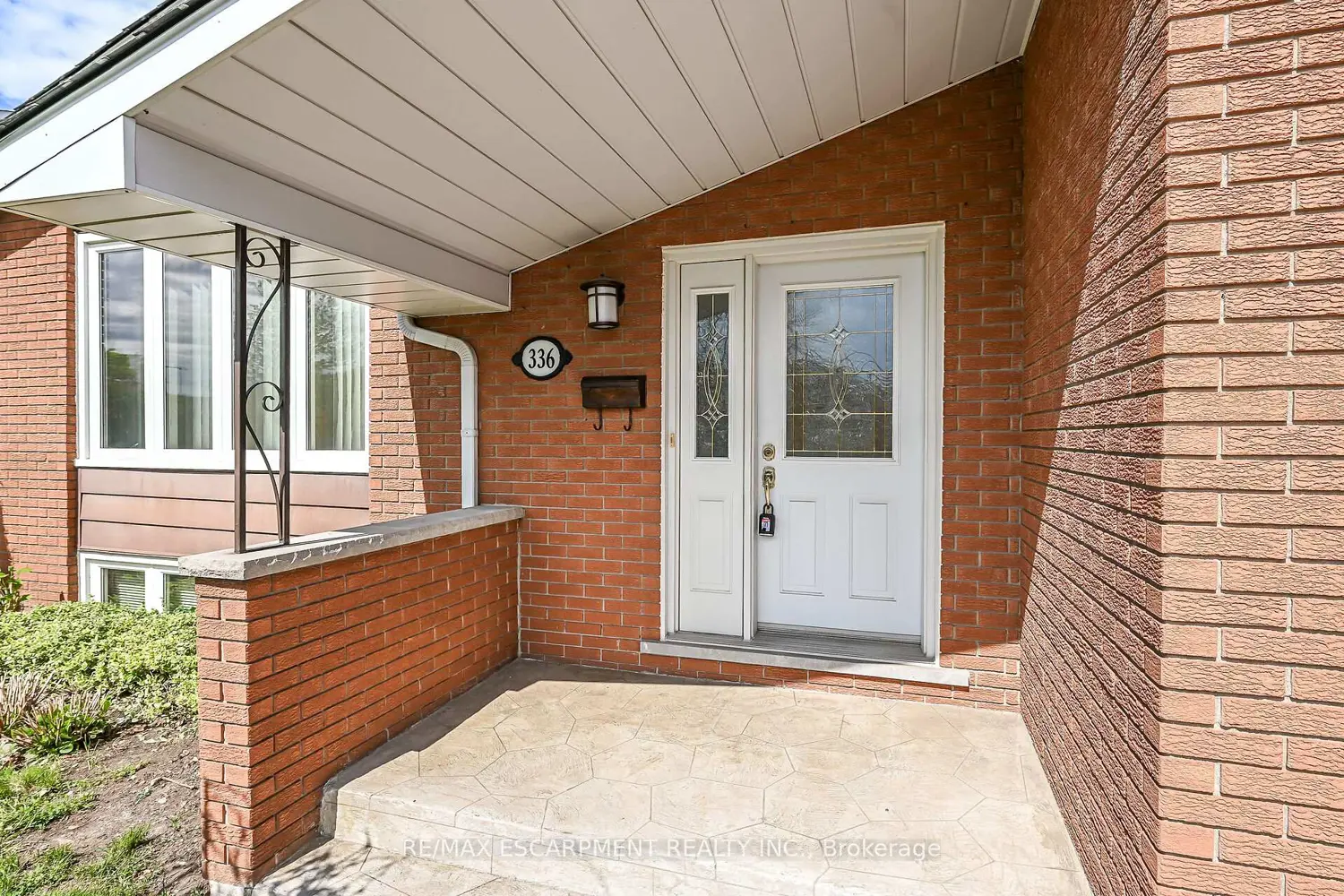 336 Montmorency Drive