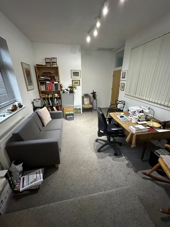 Additional image 2 of 2 bed flat for saleClough Street, Buxton SK17