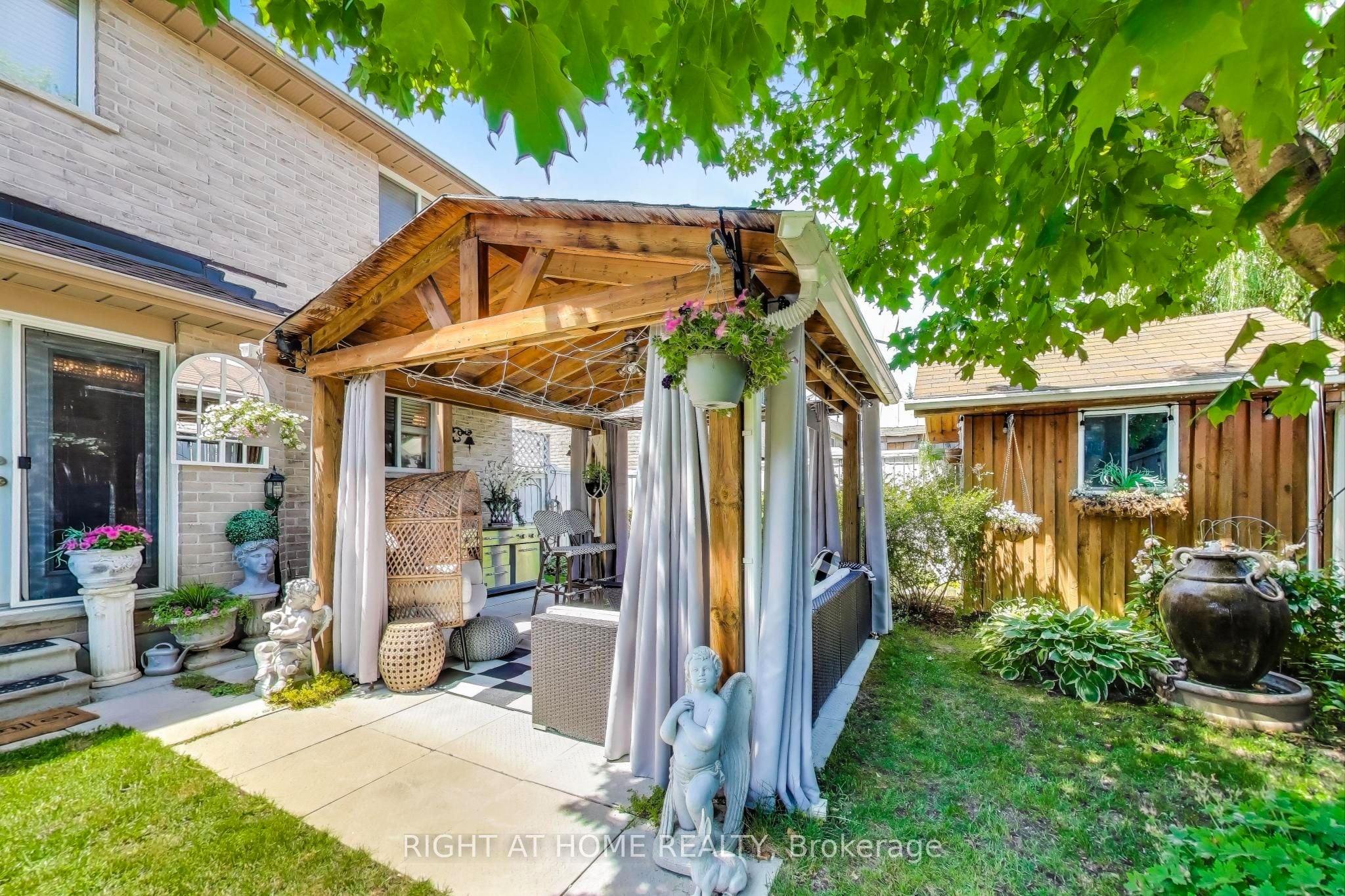 55 Knupp Road, Barrie, ON, L4N 0R7