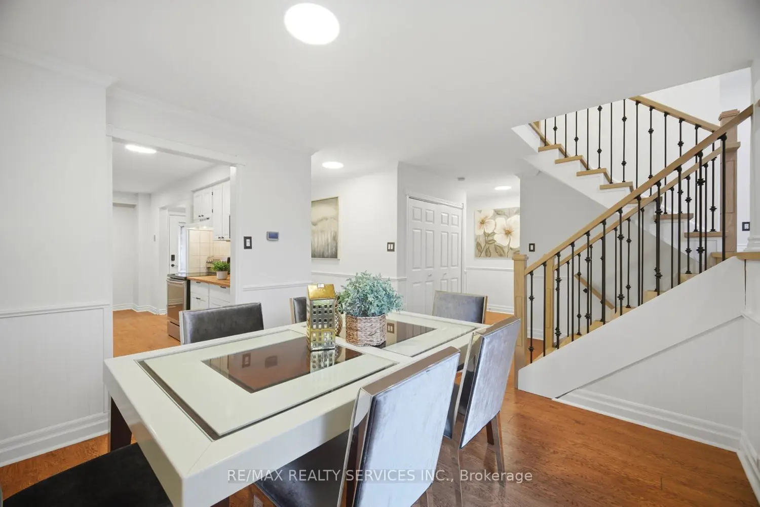 Additional image 6 of 24 Foxacre Row