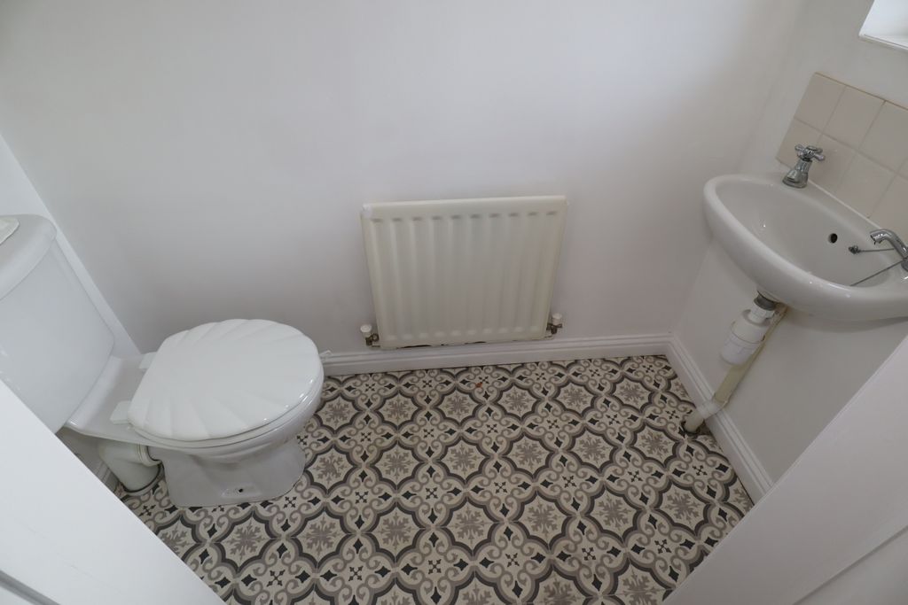 Additional image 4 of 3 bed semi-detached house to rentWentworth Way, Lincoln LN6