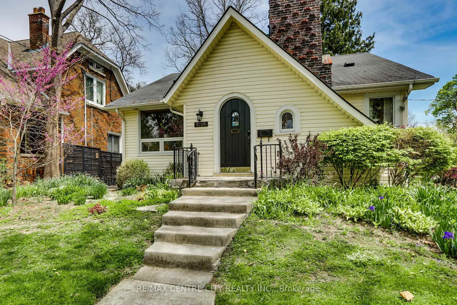 1008 Waterloo Street