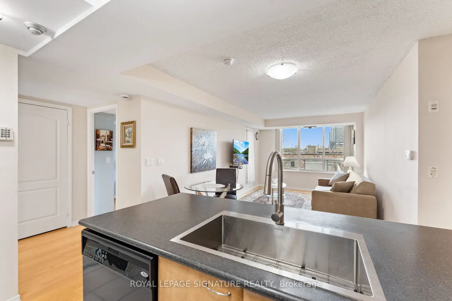 Additional image 9 of 205 The Donway 406