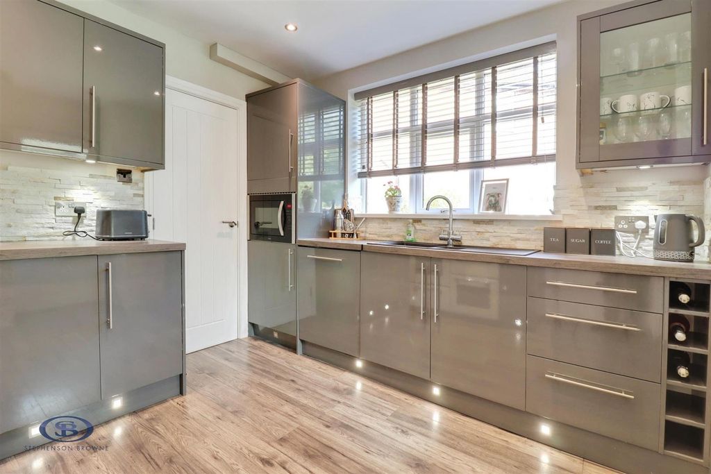 Additional image 14 of 3 bed semi-detached house for saleFairfield Avenue, Sandbach CW11
