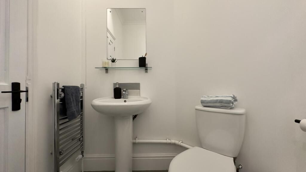 Additional image 2 of 6 bed shared accommodation to rentWest Parade, Lincoln LN1